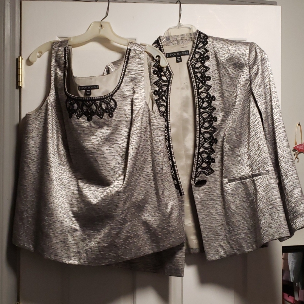 Dressy Suit Jacket w/ shell. Size 18W